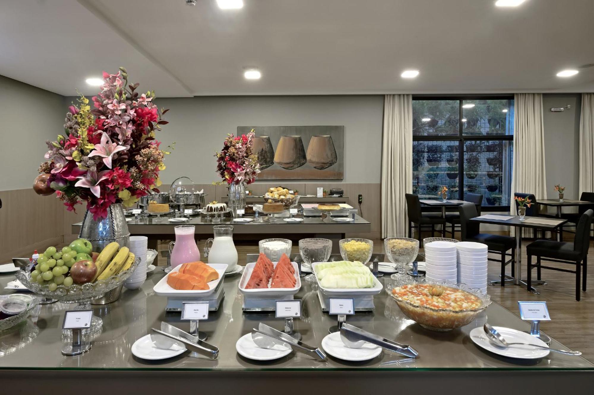Garden Hotel Ribeirão Preto Exteriör bild